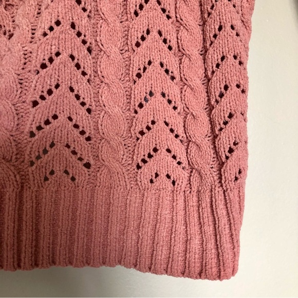 Moon & Madison Chenille V-neck Twist Back Pointelle Knit Sweater Pink Size XS - Picture 3 of 6